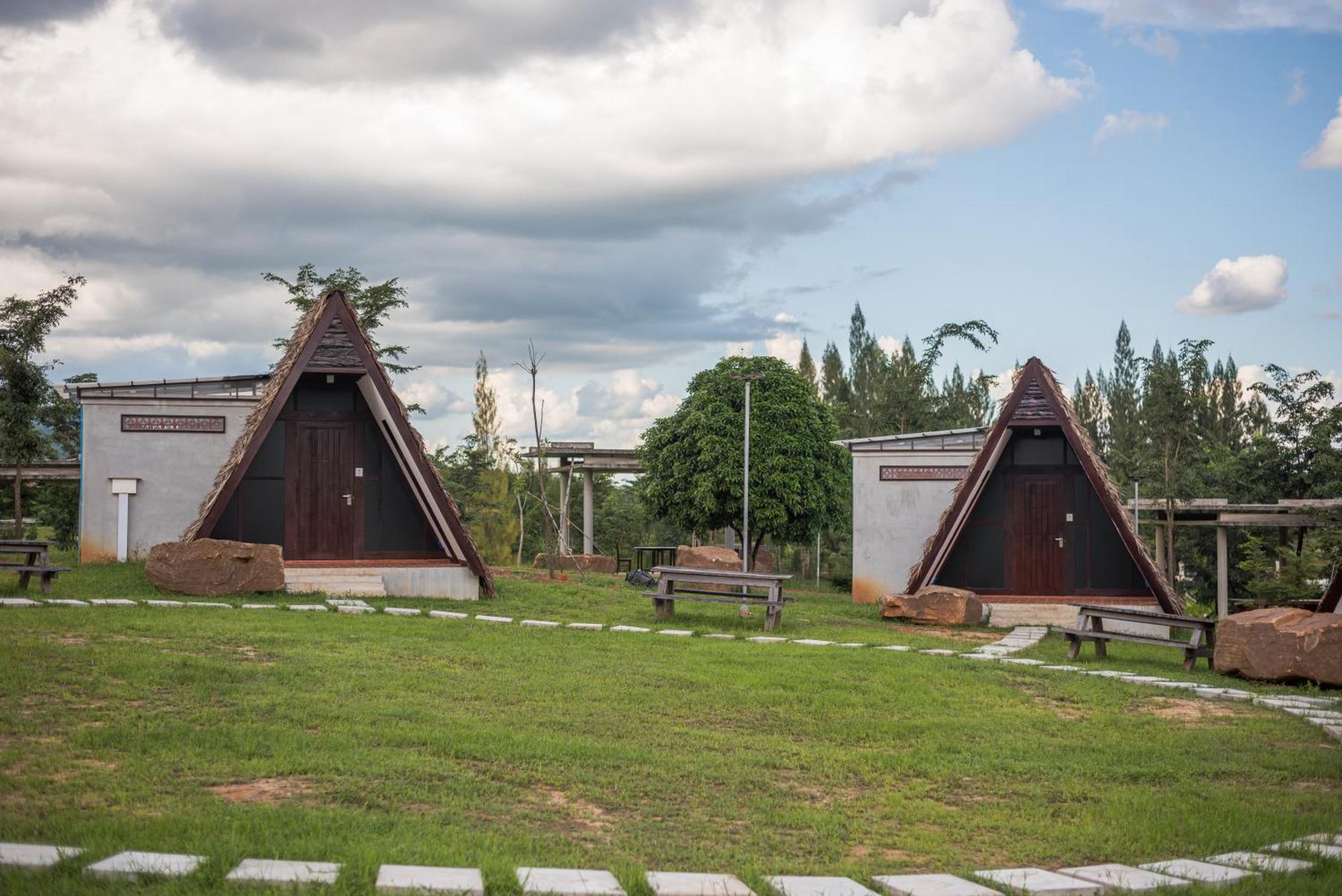 Phum Domnak Domrey Resort Chambok Bilik gambar